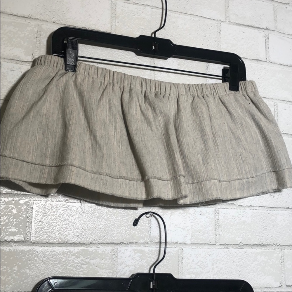Linen Style Short + Ruffle Bandeau Matching Set - Picture 9 of 14